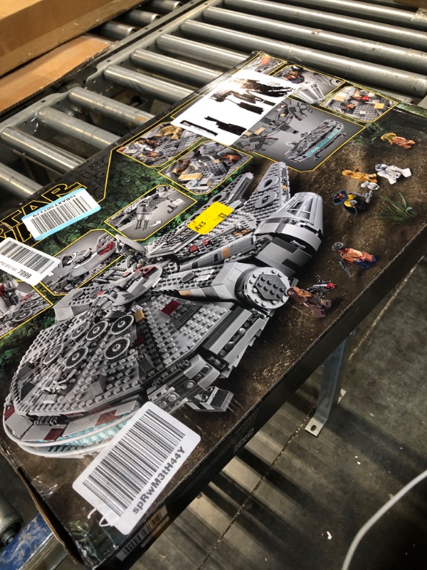 Photo 1 of LEGO Star Wars Millennium Falcon 75257 Starship Construction Set, with Finn, Chewbacca, Lando Calrissian, Boolio, C-3PO, R2-D2 and D-O, The Rise of Skywalker Collection Standard Packaging