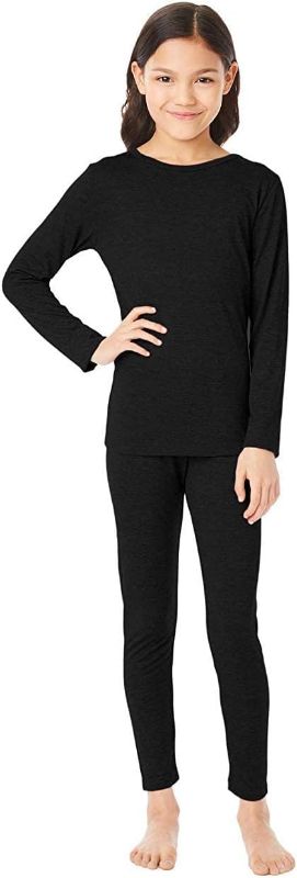 Photo 1 of 32 Degrees Kid's Heat Base Layer Long Sleeve Crew Neck and Legging Set (Black, Small) (size 4)
