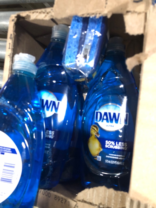 Photo 3 of Dawn Ultra Dishwashing Liquid Dish Soap (4x19.4 Fl oz) + Non-Scratch Sponge (4 Count), Original Scent