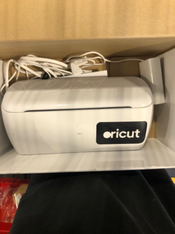 Photo 3 of ****USED** Cricut Joy Xtra Smart Cutting Machine, White Machine Only