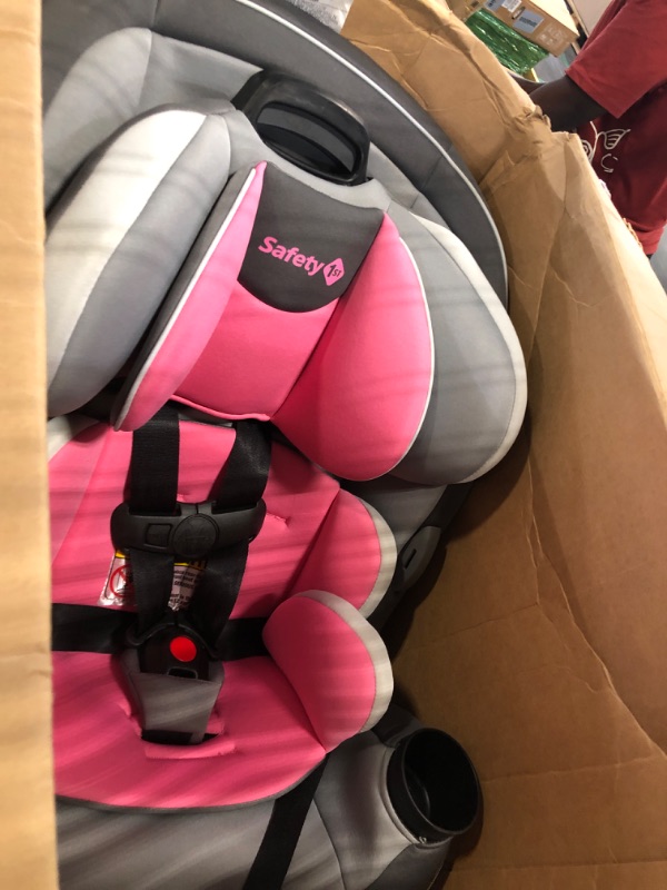 Photo 2 of ***USED****Safety 1st Grow and Go All-in-One Convertible Car Seat, Rear-facing 5-40 pounds, Forward-facing 22-65 pounds, and Belt-positioning booster 40-100 pounds, Carbon Rose Carbon Rose Original