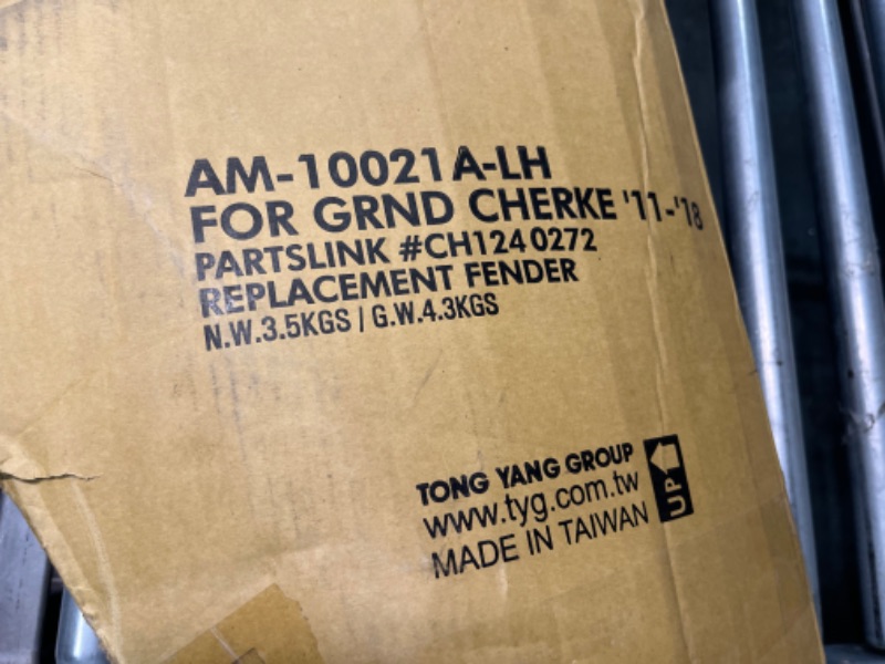 Photo 2 of ****USED*DENTSherman Replacement Part Compatible with JEEP GRAND CHEROKEE Driver Side Front fender assy (Partslink Number CH1240272)