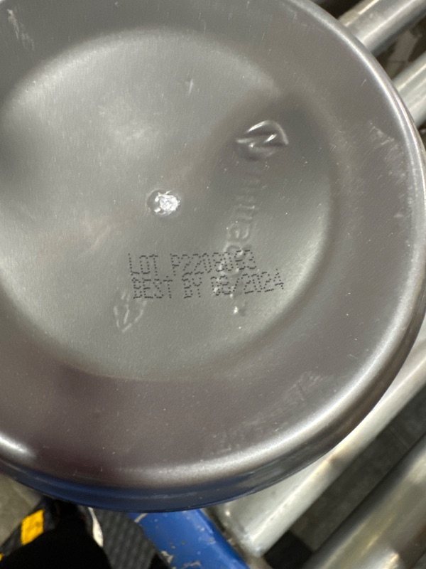 Photo 1 of Cellucor Whey Sport Protein Powder Vanilla | Post Workout Recovery Drink with Whey Protein Isolate, Creatine & Glutamine | 18 Servings Vanilla 29.5 Ounce