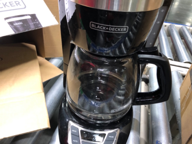 Photo 4 of ****USED***FOR PARTS ONLY*** AS IS ALL SALES ARE FINAL** BLACK+DECKER 12-Cup Digital Coffee Maker, CM1160B, Programmable, Washable Basket Filter, Sneak-A-Cup, Auto Brew, Water Window, Keep Hot Plate, Black black/stainless steel