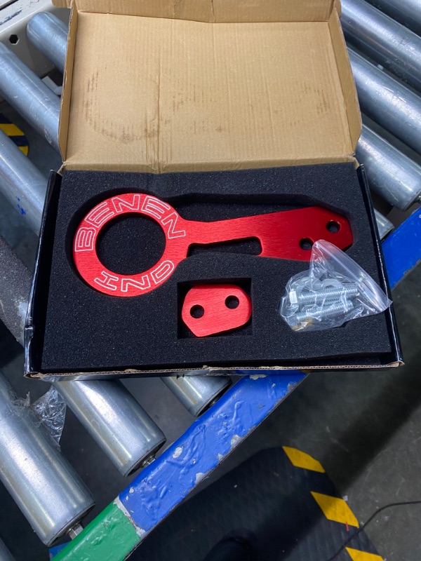 Photo 1 of Rear Tow Towing Hook for Universal Car Auto Trailer Ring Aluminum Alloy, Improved) Wiredrawing Anodizing (red)