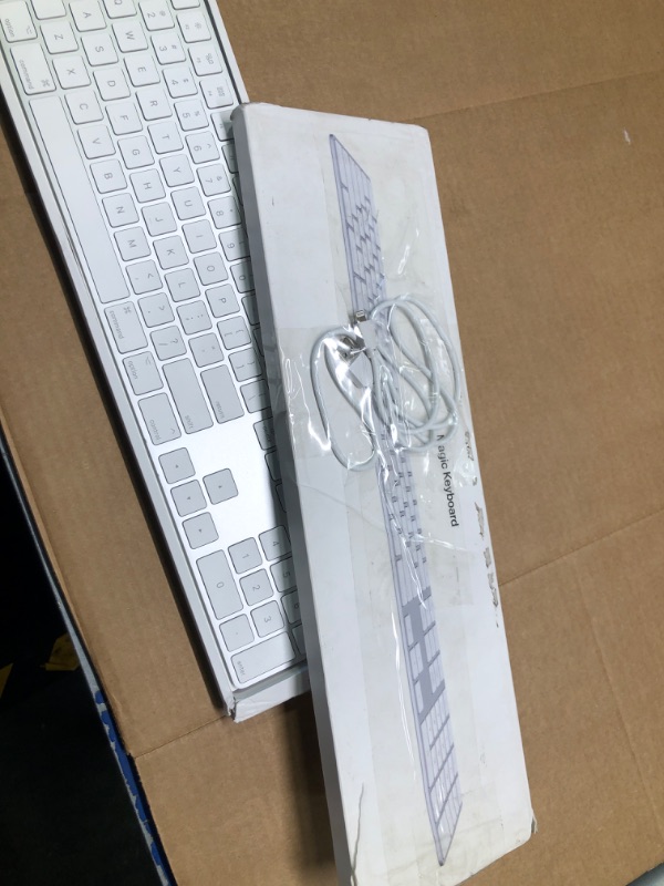 Photo 2 of Apple Magic Wireless Keyboard with Numeric Keypad - US English (Renewed)