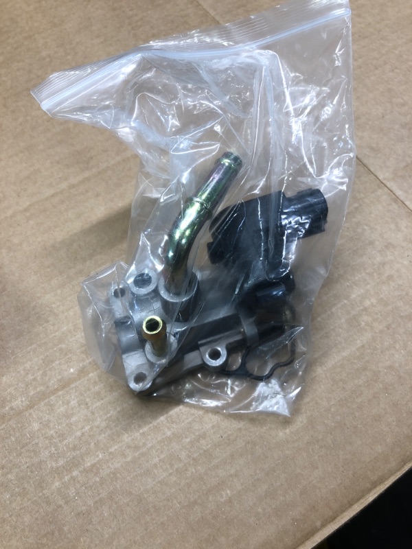 Photo 1 of Idle Air Control Valve, IAC Valve Metal and Plastic Air Idle Speed Control Valvefor ES300 1999 to 2001, RX300 1999 to 2003, Highlander 2001 to 2003
