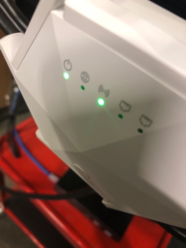 Photo 1 of 2024 WiFi Extender Signal Booster for Home Powerful 6 Antennas WiFi Booster, Up to 10000 sq.ft Coverage, 1200Mbps Dual Band 5GHz/2.4GHz Long Range Wireless Internet Booster WiFi Repeater Powerful 6 Antennas [White]