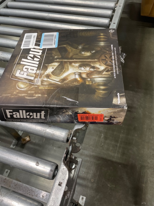 Photo 1 of Fallout The Board Game (Base) | Strategy | Apocalyptic Adventure Game for Adults and Teens | Ages 14 and up | 1 to 4 Players | Average Playtime 2-3 Hours | Made by Fantasy Flight Games