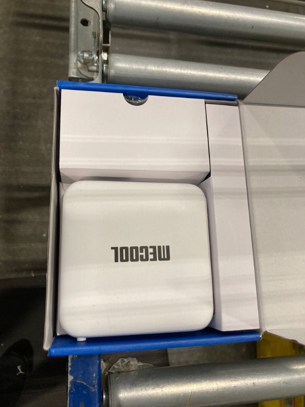 Photo 3 of Android 10.0 TV Box, KM2 Smart TV Box Netflix Google Certified USB 3.0 Ultra 4K HDR 2GB 8GB Support 2.4G 5.0G WiFi BT 4.2 with Amlogic S905X2 Google Assistant Dolby Audio