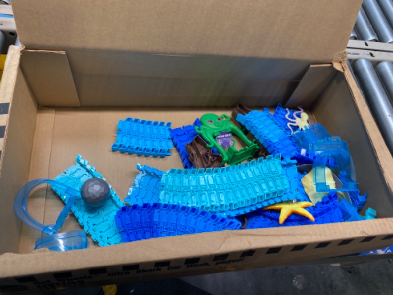 Photo 4 of ***USED FOR PARTS ONLY***AS IS ALL SALES ARE FINAL***NO RETURNS*** VATOS Track Toys 183 Pcs Shark Race Car Toys for Boys Girls 3 4 5 6 7 9 Year, Bendable Flexible Racetrack Cars with Shark & Ball, Ocean Theme Train Toys, STEM Educational Playset Birthday 