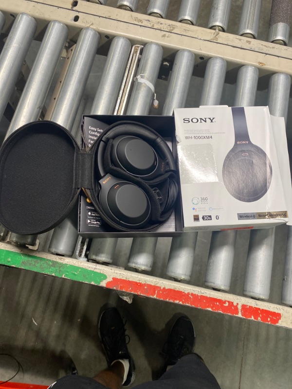 Photo 1 of ***USED** Sony WH-1000XM4 Noise Canceling Overhead Bluetooth Wireless Headphones