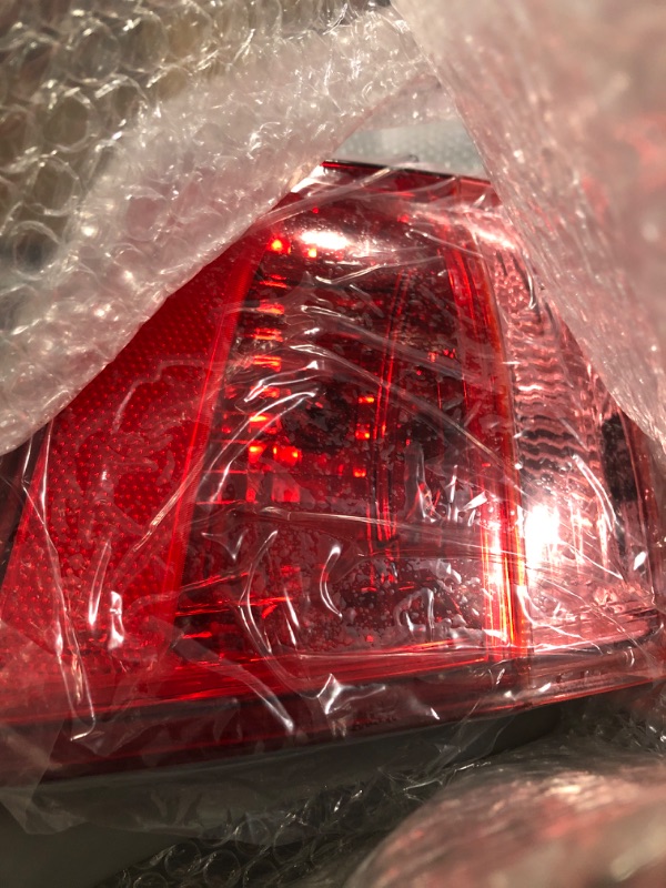 Photo 2 of ** left**
labwork 1 Pair of Left and Right Tail Lights Replacement for Toyota Corolla Sedan 2017-2019 Brake Light Outer Red Lens `71