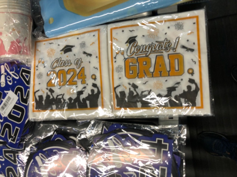 Photo 2 of ***NON REFUNDABLE*** Bundle of class of 2024 gradation