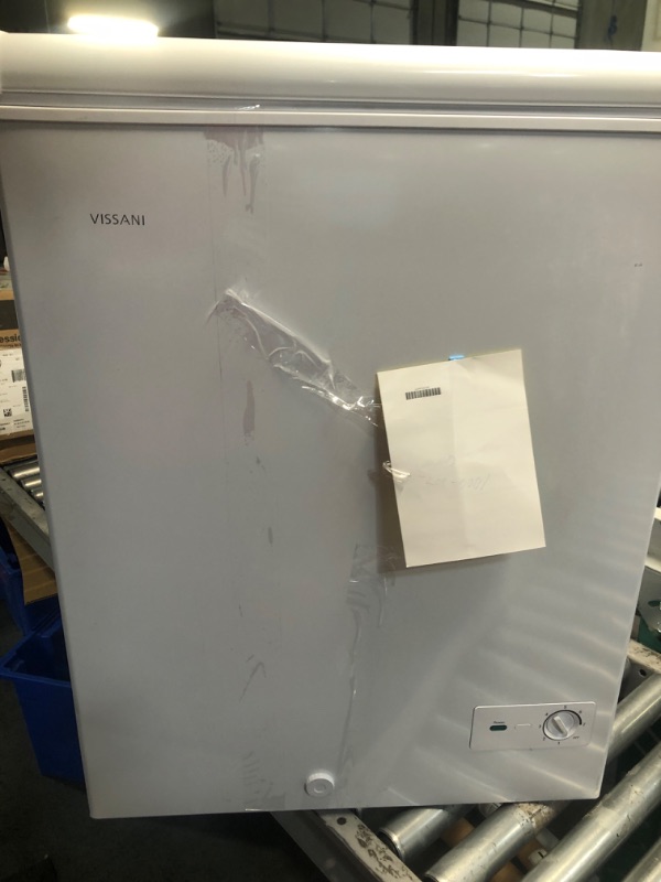 Photo 2 of **DAMAGE / PARTS ONLY**4.9 cu. ft. Manual Defrost Chest Freezer with LED Light Type in White Garage Ready *Side dented in*
