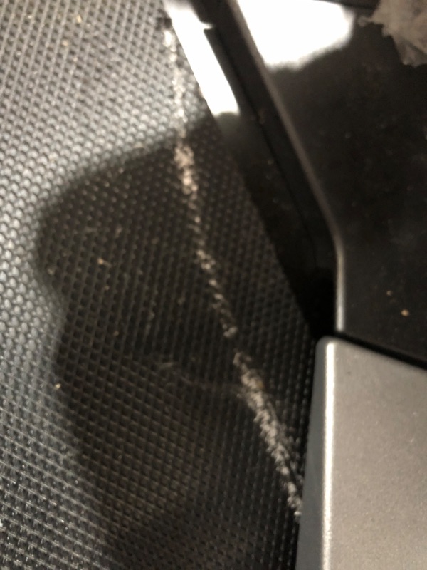 Photo 3 of ***SCRATCH ON TREAD  *** ProForm Pro 9000 	Black