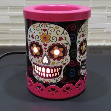 Photo 1 of ***BLACK*** Day Of The Dead Festivo WAX Skull Warmer