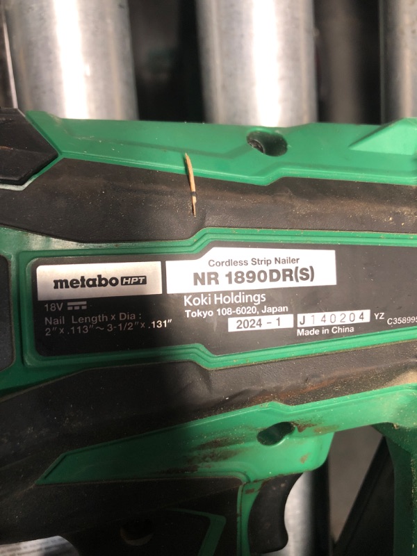 Photo 4 of **PARTS ONLY**NON REFUNDABLE**
Metabo HPT 3.5-in 21-Degree Cordless Framing Nailer (BAG, Battery & Charger Included)