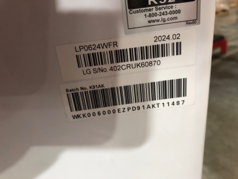 Photo 1 of ***USED AND DIRTY - POWERS ON - LIKELY MISSING PARTS - SEE PICTURES***
LG LP0624WFR Portable Air Conditioner w/Remote, Cools 250 Sq.Ft, Quiet Operation, 115V, 6,000 BTU (9700 ASHRAE), White