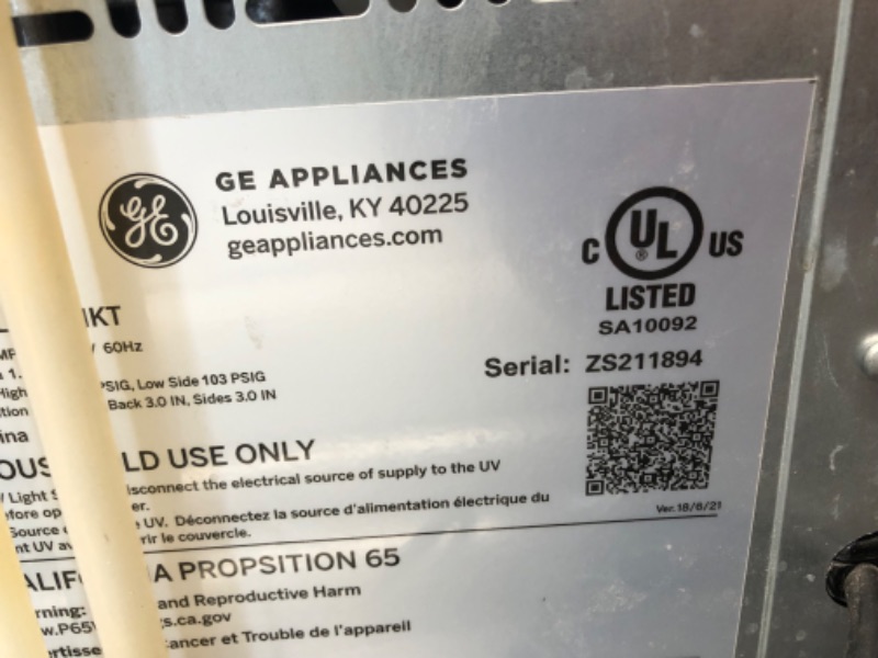 Photo 5 of ***USED - MISSING PARTS - UNTESTED - SEE COMMENTS***
GE OPAL01GENKT Profile Opal | Countertop Nugget Ice Maker with Side Tank | Portable Ice Machine Makes up to 24 lbs. of Ice Per Day | Stainless Steel Finish