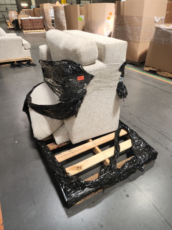 Photo 5 of  ***PALLETIZED ITEM - TRUCK/TRAILER PICKUP ONLY -***   Signature Design by Ashley Soletren Contemporary Chenille Chair and a Half, Off-White