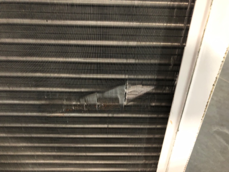 Photo 14 of ***USED - MAJOR DAMAGE - UNTESTED - SEE COMMENTS***
LG 24,500 BTU 208/230-Volt Window Air Conditioner Cools 1,550 Sq. Ft. with Remote in White