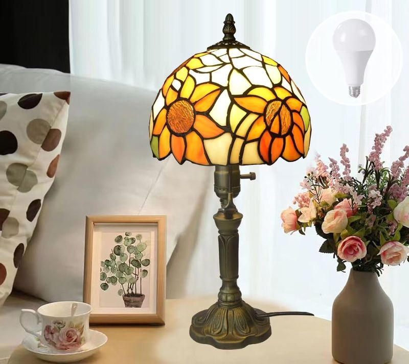 Photo 1 of ***STOCK PHOTO REFERENCE ONLY*** Tiffany Lamp Stained Glass 3 Way Table Lamp