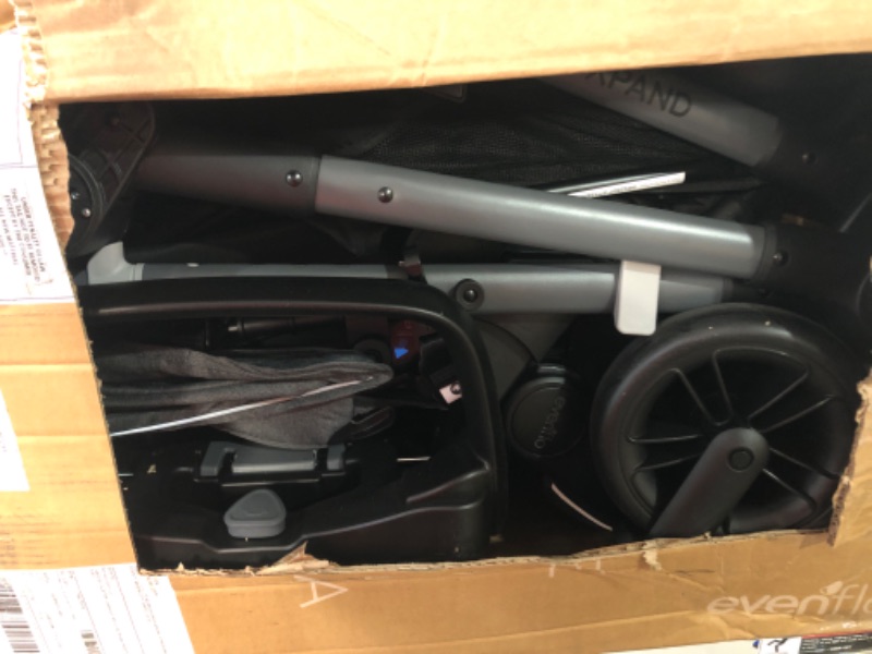 Photo 3 of ***USED - LIKELY MISSING PARTS - UNABLE TO VERIFY FUNCTIONALITY***
Evenflo Pivot Xpand Modular Travel System with LiteMax Infant Car Seat with Anti-Rebound Bar (Sabino Gray)