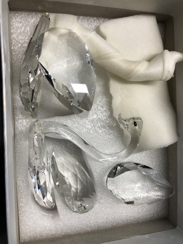 Photo 2 of (minor damage) (no returns)YWHL 25th Anniversary Crystal Swan Gifts for Wife, 25 Year Wedding Anniversary for Couple, Swan Figurine with Silver Diamond, Valentines Day Present Romantic Gifts Birthday Gift for Her Him (Silver) 25th Anniversary Gift