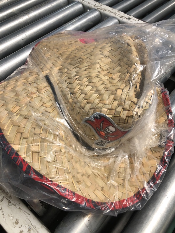 Photo 3 of (no returns) (minor damage)
foco Men's NFL Team Logo Floral Lifeguard Beach Straw Sun Hat Tampa Bay Buccaneers One Size Team Logo