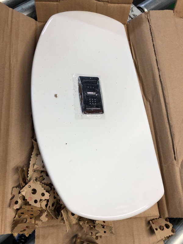 Photo 2 of (READ American Standard Edgemere 1.1 / 1.6 GPF Dual Flush Toilet Tank Only
