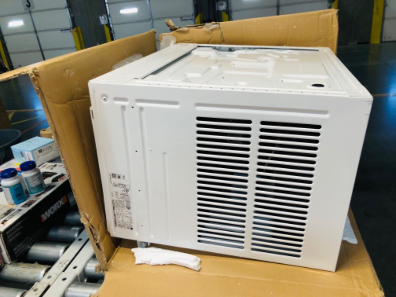 Photo 7 of ***USED - DAMAGED - BENT - UNABLE TO TEST - LIKELY MISSING PARTS - SEE PICTURES***
LG 14000 BTU Smart Wi-Fi Enabled Window Air Conditioner with 4-Way Air Deflection, Thermostat Control, Cools 700 Square Feet for Bedroom, Living Room and Apartment