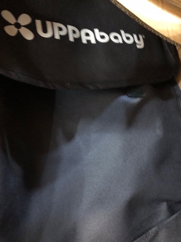 Photo 2 of ( used)UPPAbaby Vista V2 Stroller / Convertible Single-To-Double System / Bassinet, Toddler Seat, Bug Shield, Rain Shield, and Storage Bag Included / Greyson (Charcoal Mélange/Carbon Frame/Saddle Leather) Greyson Bassinet