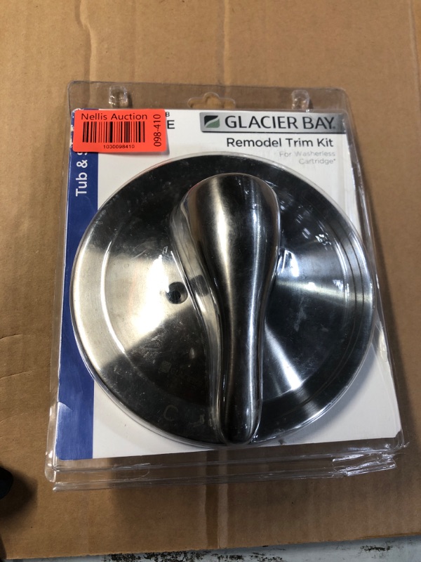 Photo 3 of **USED SCRATCHES**Glacier Bay Remodel Trim Kit-Chrome