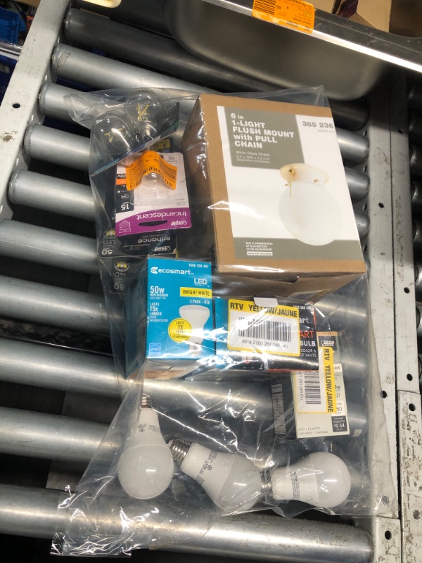 Photo 3 of ****NON-REFUNDABLE****
BUNDLE OF MIXED LIGHT BULBS AND LIGHTING FIXTURES