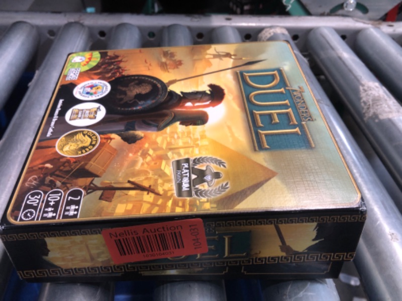 Photo 2 of **BOX IS DAMAGED**
7 Wonders Duel