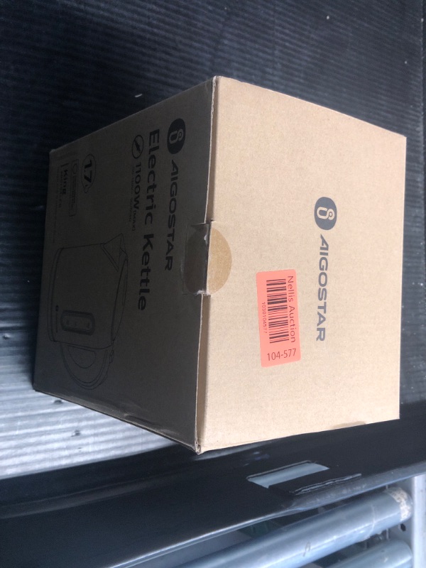 Photo 1 of **MAJOR DAMAGE LID DOES NOT SHUT AND LOCK**
Aigostar Electric Kettle