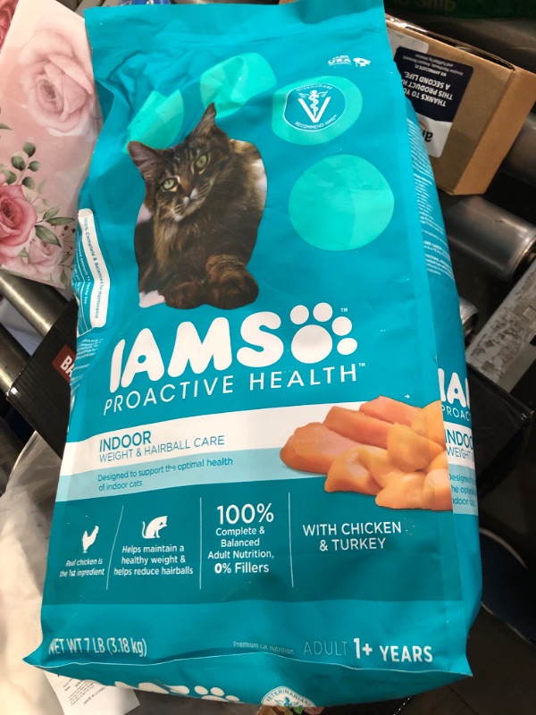 Photo 2 of ***(EXP: 3/5/2025)NONREFUNDABLE***IAMS PROACTIVE HEALTH Adult Indoor Weight Control & Hairball Care Dry Cat Food with Chicken & Turkey Cat Kibble, 7 lb. Bag Chicken & Turkey 7 Pound (Pack of 1)