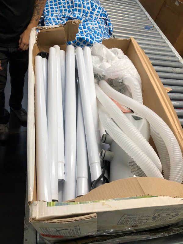 Photo 1 of Intex 28200EH 10 Foot x 30 Inch 4 Person pool