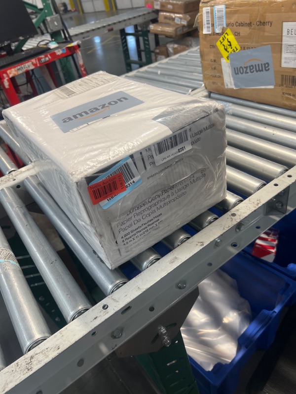 Photo 1 of ***FACTORY SEALED***
Amazon Basics Multipurpose Copy Printer Paper - White, 8.5 X 11 Inches, 8 Ream Case (4,000 Sheets)
