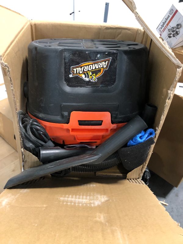 Photo 3 of **READ NOTES BEFORE PURCHASING ITEM** 
Armor All, AA255 , 2.5 Gallon 2 Peak HP Wet/Dry Utility Shop Vacuum , Orange
