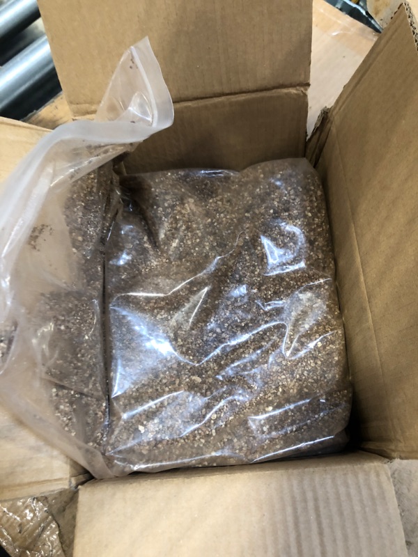 Photo 3 of 10QT Organic Vermiculite Bulk, Fine Vermiculite for Plants, 2.2LB Horticultural Vermiculite for Gardening, Natural Soil Conditioner for Arranging Flowers, Root Cuttings