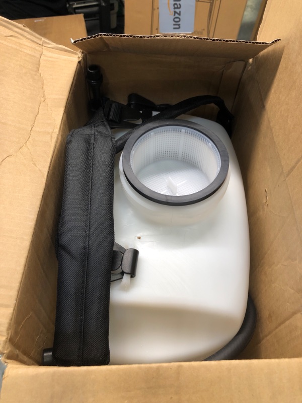 Photo 4 of *** MISSING PARTS***
Chapin 60114 Made in USA 4-Gallon Backpack Sprayer with 3-Stage Filtration System Pump Pressured Sprayer, for Spraying Plants, Garden Watering, Lawns, Weeds and Pests, Translucent White