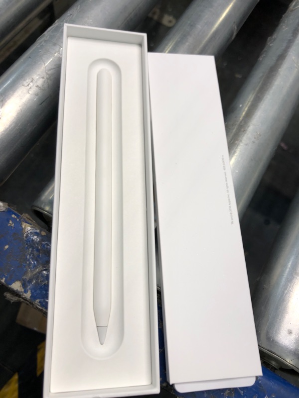 Photo 3 of Apple Pencil (2nd Generation)