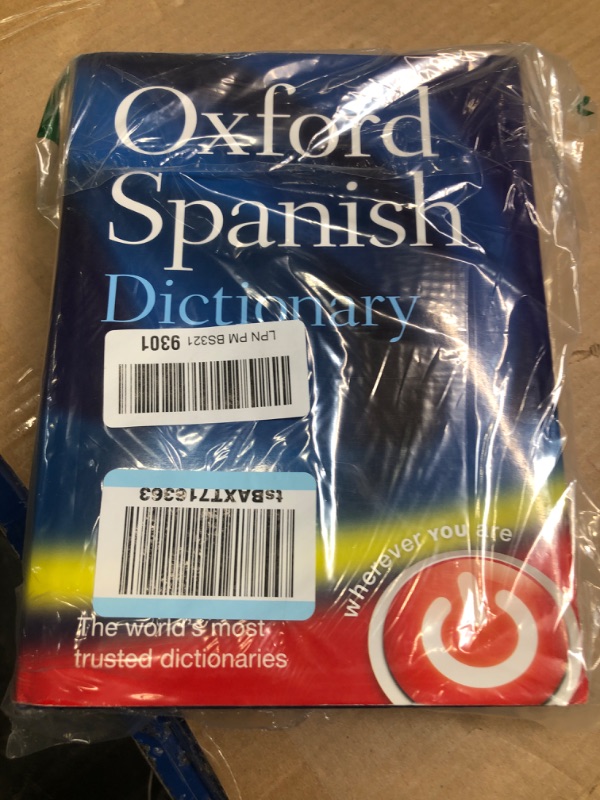 Photo 1 of 
Oxford Spanish Dictionary