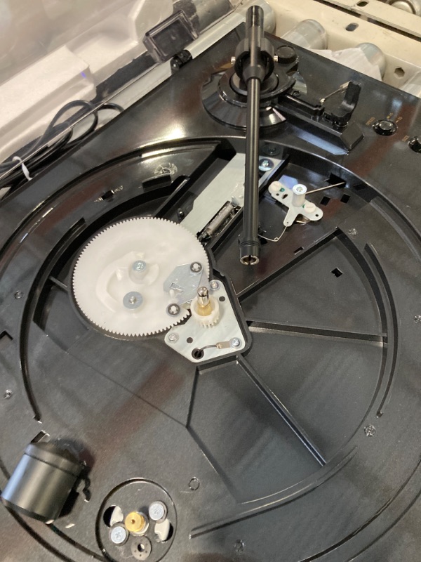 Photo 8 of Denon DP-300F Fully Automatic Analog Turntable with Built-in Phono Equalizer | Unique Tonearm Design | Hologram Vibration Analysis | Slim Design