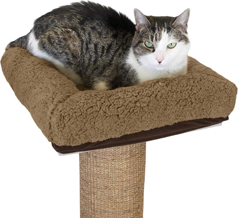 Photo 1 of *** FOR PARTS ONLY ** NO RETUNRS***
Kitty City Sisal Post Cat Scratchers, Perch Cushion, and Replacement Parts