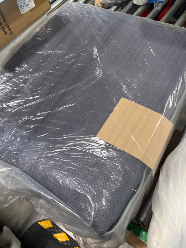 Photo 1 of 22 X 27 Dog Bed Grey