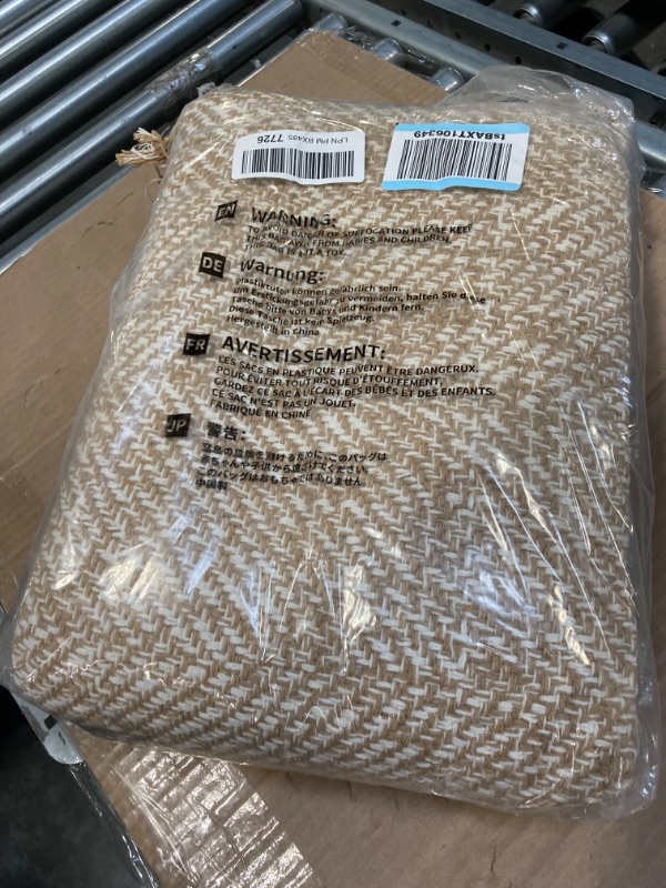 Photo 1 of ****USED** Collive Long Hallway Runner Rug 2.6' x 10', Washable Runner Indoor Entryway Rug, Tan/Cream Braided Woven Kitchen Runner Rugs Low-Profile Front Door Floor Carpet for Laundry Room Bedroom Doorway Tan/Cream 2.6' X 10'