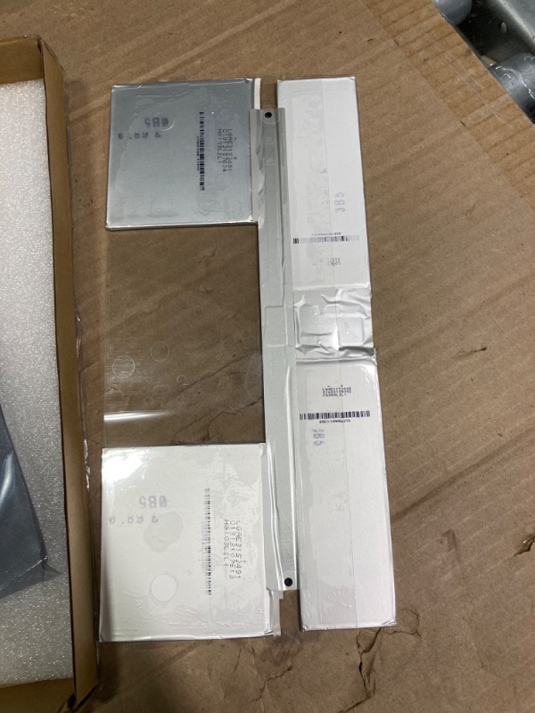 Photo 1 of ***MISSING PARTS****
 replacement bett redmi note 10 pro
